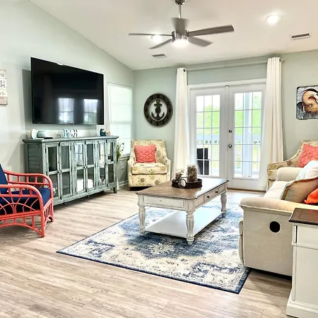 Good Vibes Only At This Family Friendly, Centrally Located Condo!