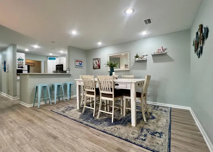 Holiday home Good Vibes Only At Family Friendly, Centrally Located Condo! *