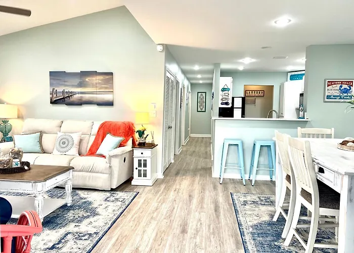 Holiday home Good Vibes Only At Family Friendly, Centrally Located Condo! *